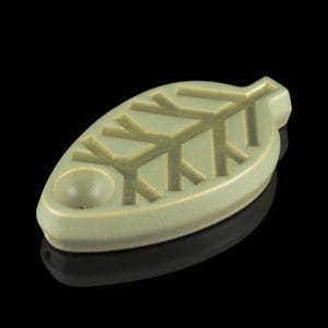 Oak & Earth Creations Leaf Pipe