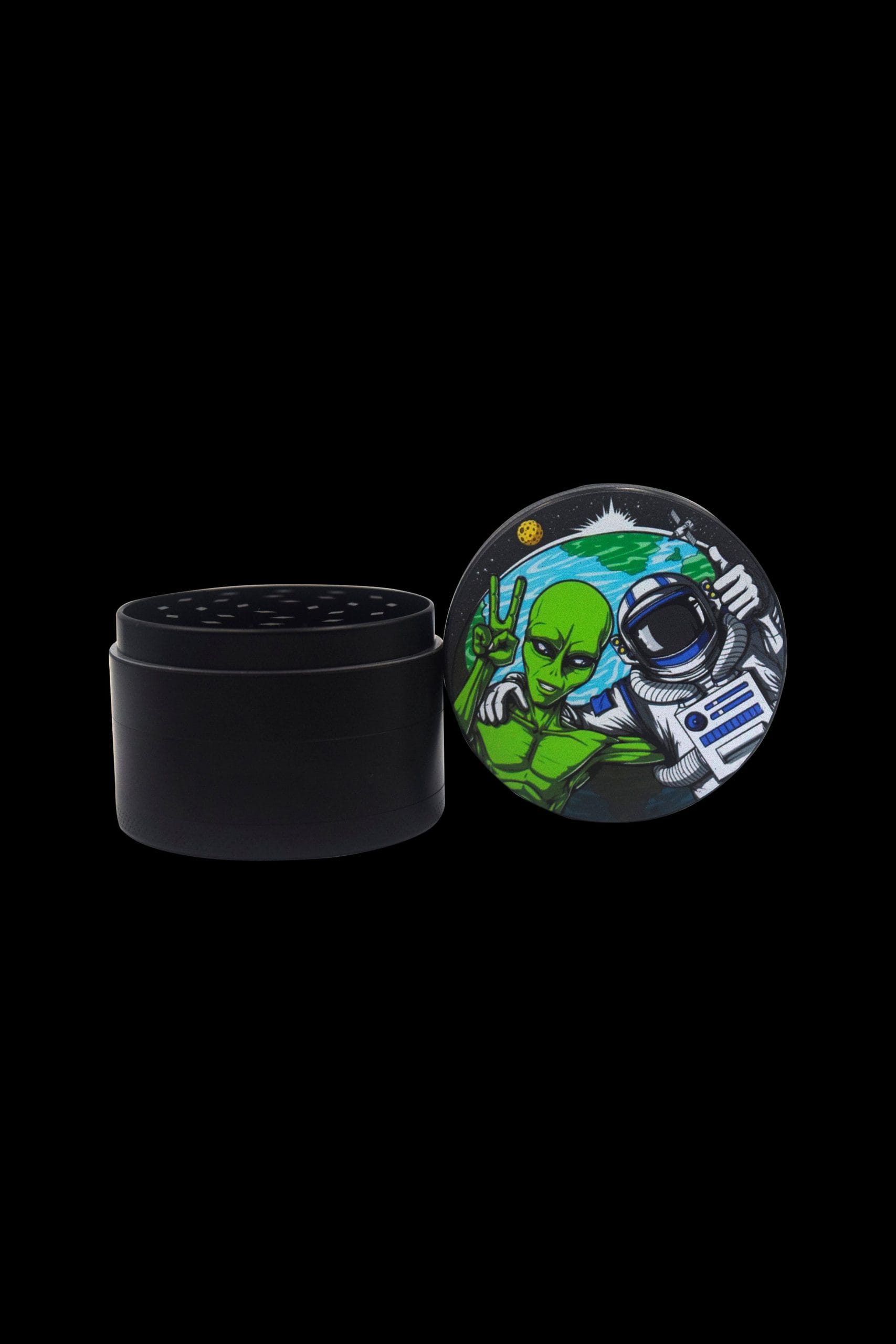 Cloud 8 4-Piece Space Man Grinder