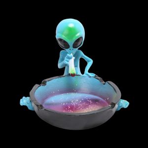 Cloud 8 Smoking Alien Ashtray