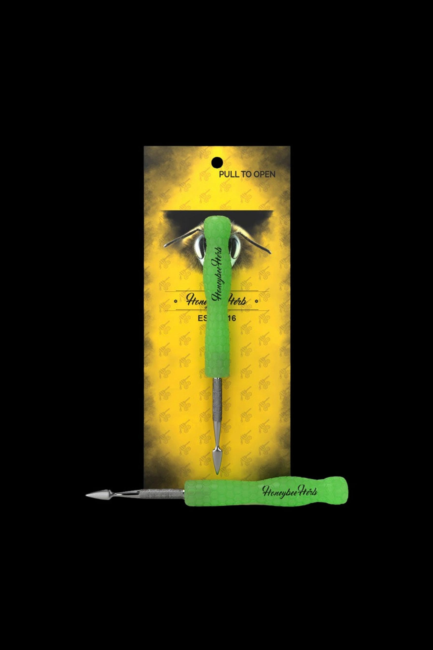 p light blue honeycomb handle steel spearhead glow in dark dab tool in package 60e56899 7628 43f3 a3b9 ddd4120c3505 scaled
